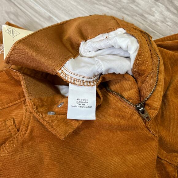 St. John's Bay Womens Mid Rise Wide Leg Corduroy Brown Pant Size 4 - Picture 11 of 12